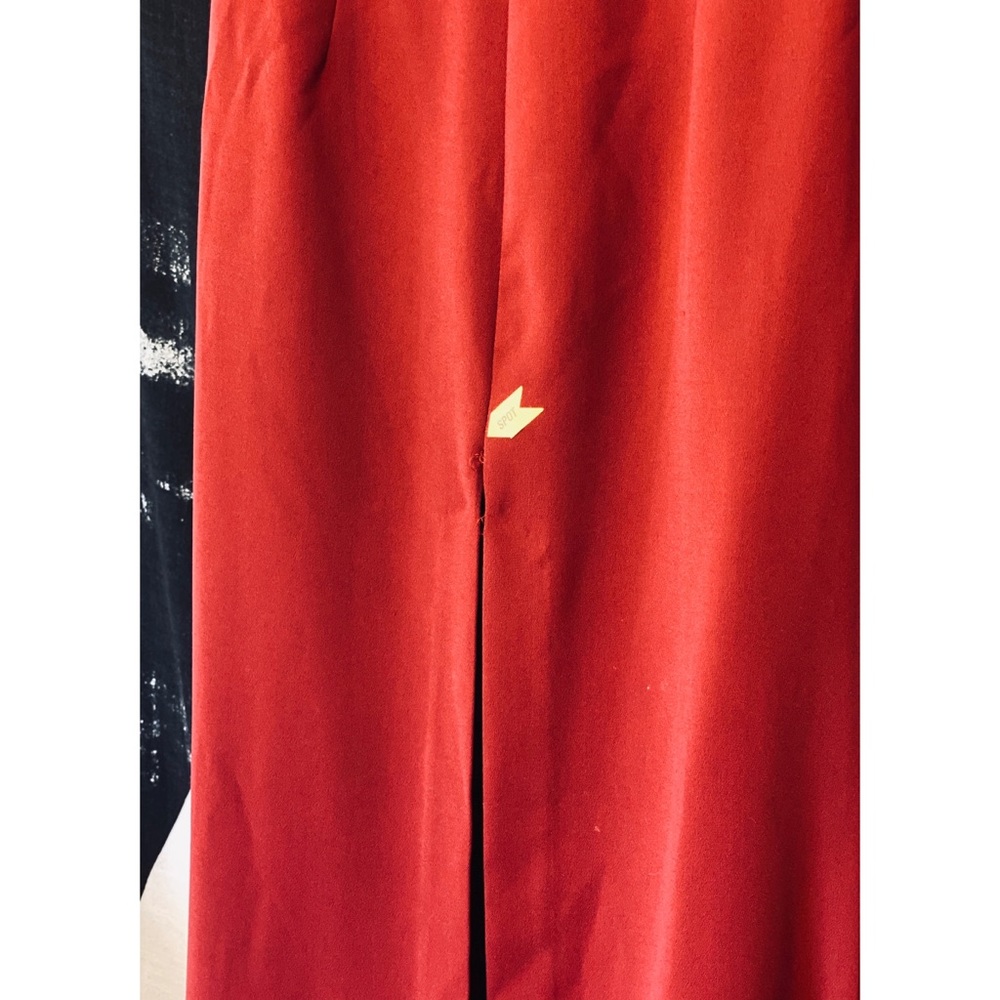 Lovers + Friends SM “Danica” Ruby Gown - Picture 4 of 7